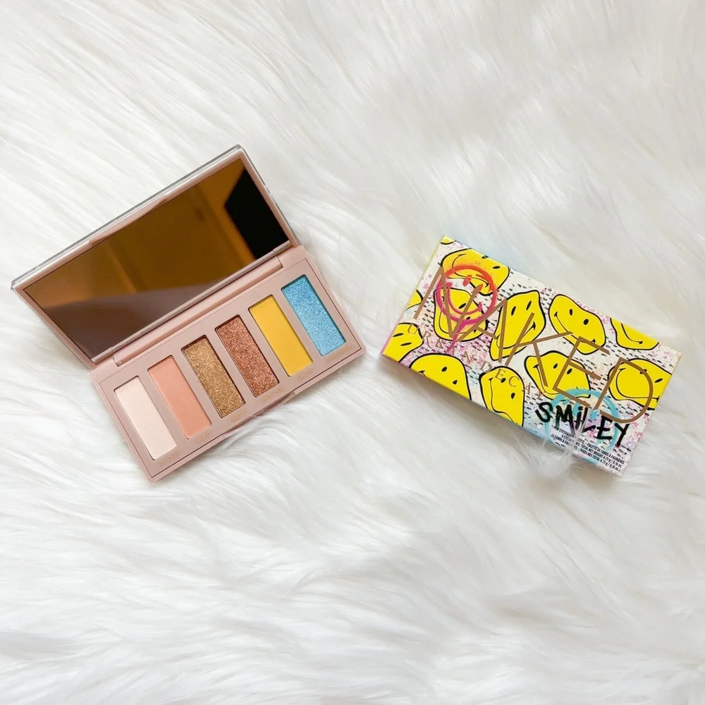 Urban Decay x Smiley Naked Mini Eyeshadow Palette “Mucho Happy”